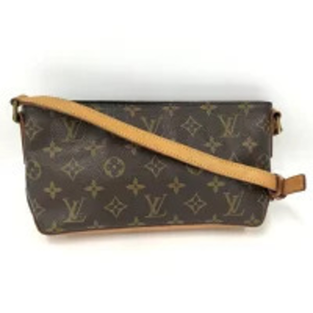 LOUIS VUITTON Trotteur Shoulder Bag